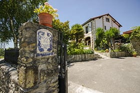 AGRADECER Y DESEAR UNAS FANTÁSTICAS FIESTAS A NUESTROS CLIENTES- AMIGOS