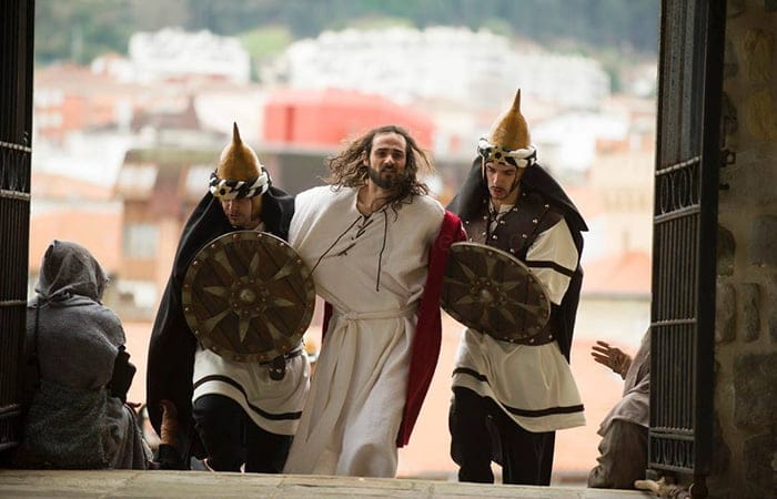 SEMANA SANTA EN CANTABRIA DESDE  LA POSADA RÍO CUBAS. PASIÓN DE CASTRO